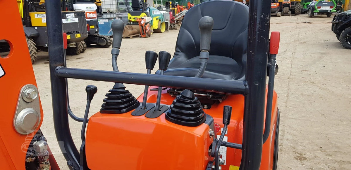Kubota K008-3 de ocasión (2021) – Miniexcavadora ultracompacta 0,98T – 700 h – Excelente estado