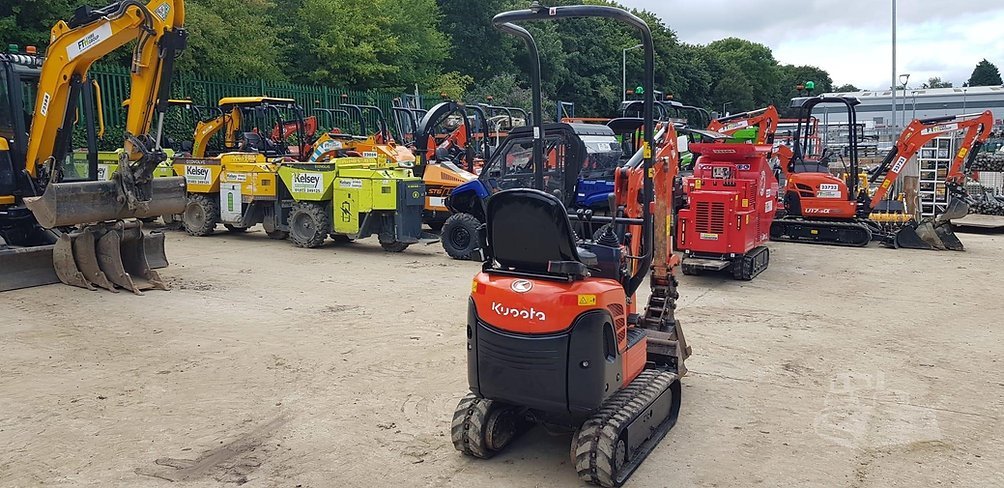 Kubota K008-3 de ocasión (2021) – Miniexcavadora ultracompacta 0,98T – 700 h – Excelente estado