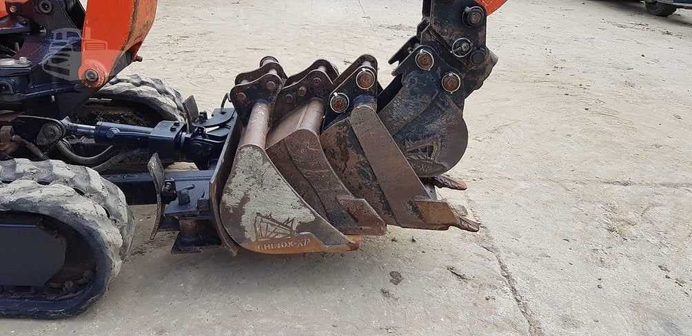 Kubota K008-3 de ocasión (2021) – Miniexcavadora ultracompacta 0,98T – 700 h – Excelente estado