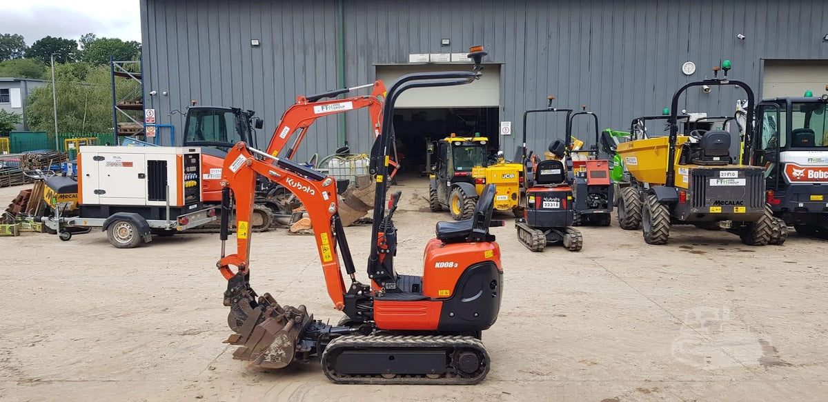 Kubota K008-3 de ocasión (2021) – Miniexcavadora ultracompacta 0,98T – 700 h – Excelente estado