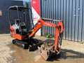 Miniexcavadora Kubota KX 015-4 de ocasión 1,5 t 2013 3 212 h 3 cucharas