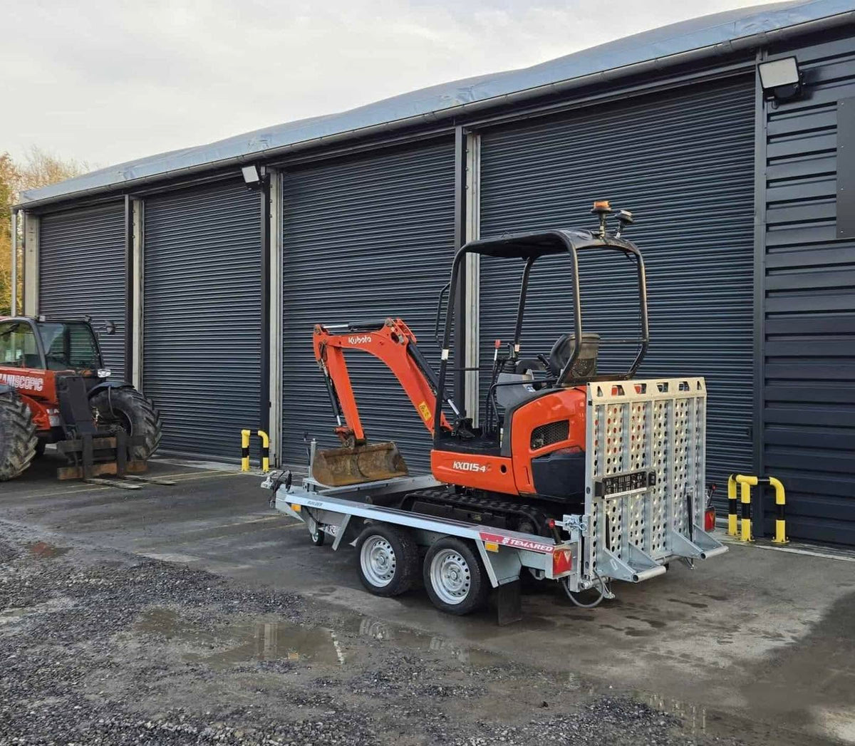Miniexcavadora de ocasión Kubota KX015-4 1,5 t 2019 remolque Temared