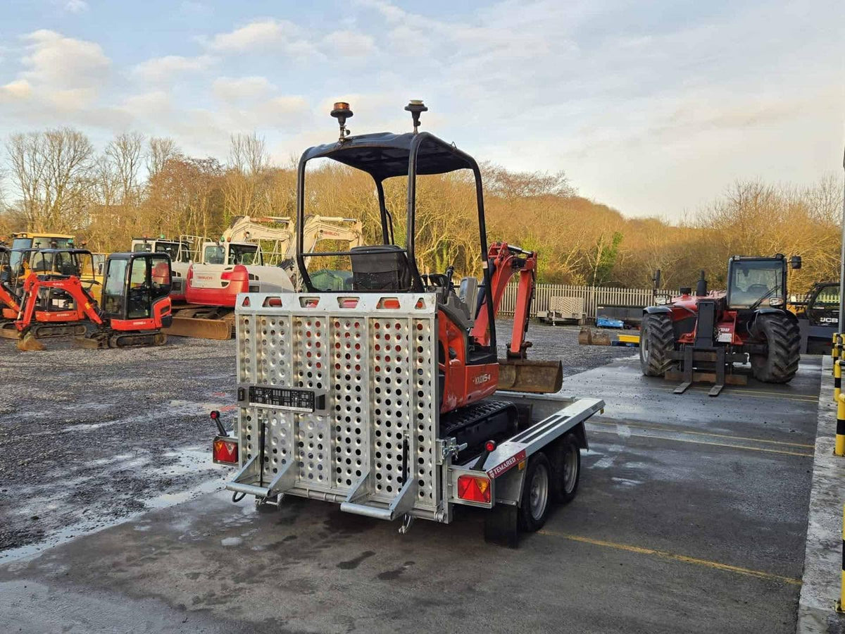 Miniexcavadora de ocasión Kubota KX015-4 1,5 t 2019 remolque Temared