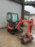 Miniexcavadora de ocasión Kubota KX015-4 1,5 t 2014 cabina cerrada 3 265 h