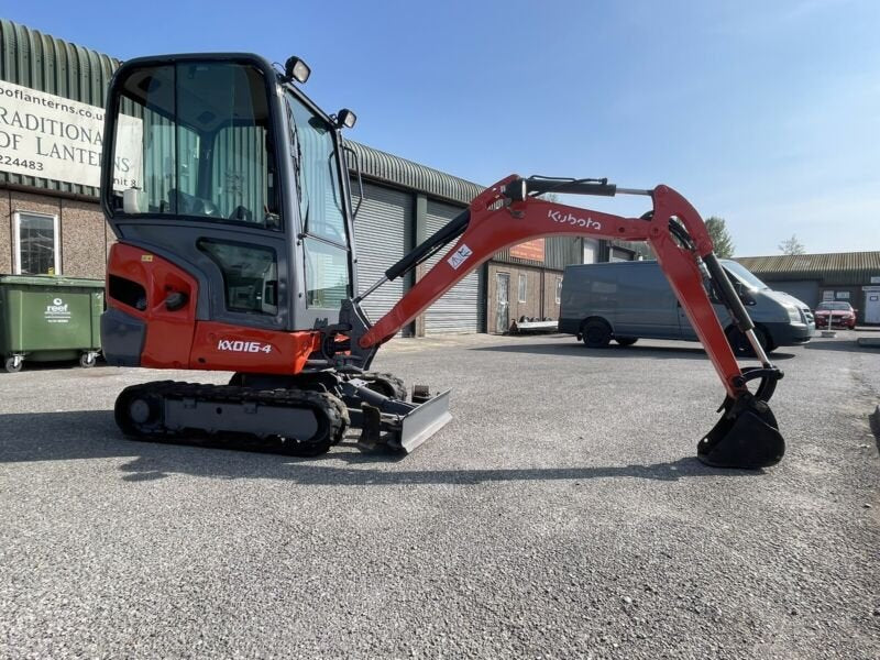 Kubota KX016-4 (2013) – Miniexcavadora 1,6T – 2 971 h – Climatizada y revisada