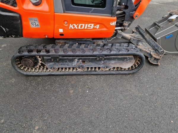 Miniexcavadora Kubota KX019-4 de ocasión 1,85 t 2019 cabina cerrada