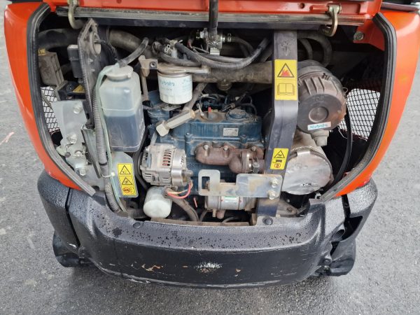 Miniexcavadora Kubota KX019-4 de ocasión 1,85 t 2019 cabina cerrada