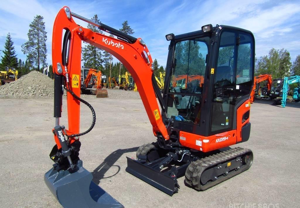 Kubota KX019-4 (2022) – Miniexcavadora 1,9T – 10 h – Estado Nuevo