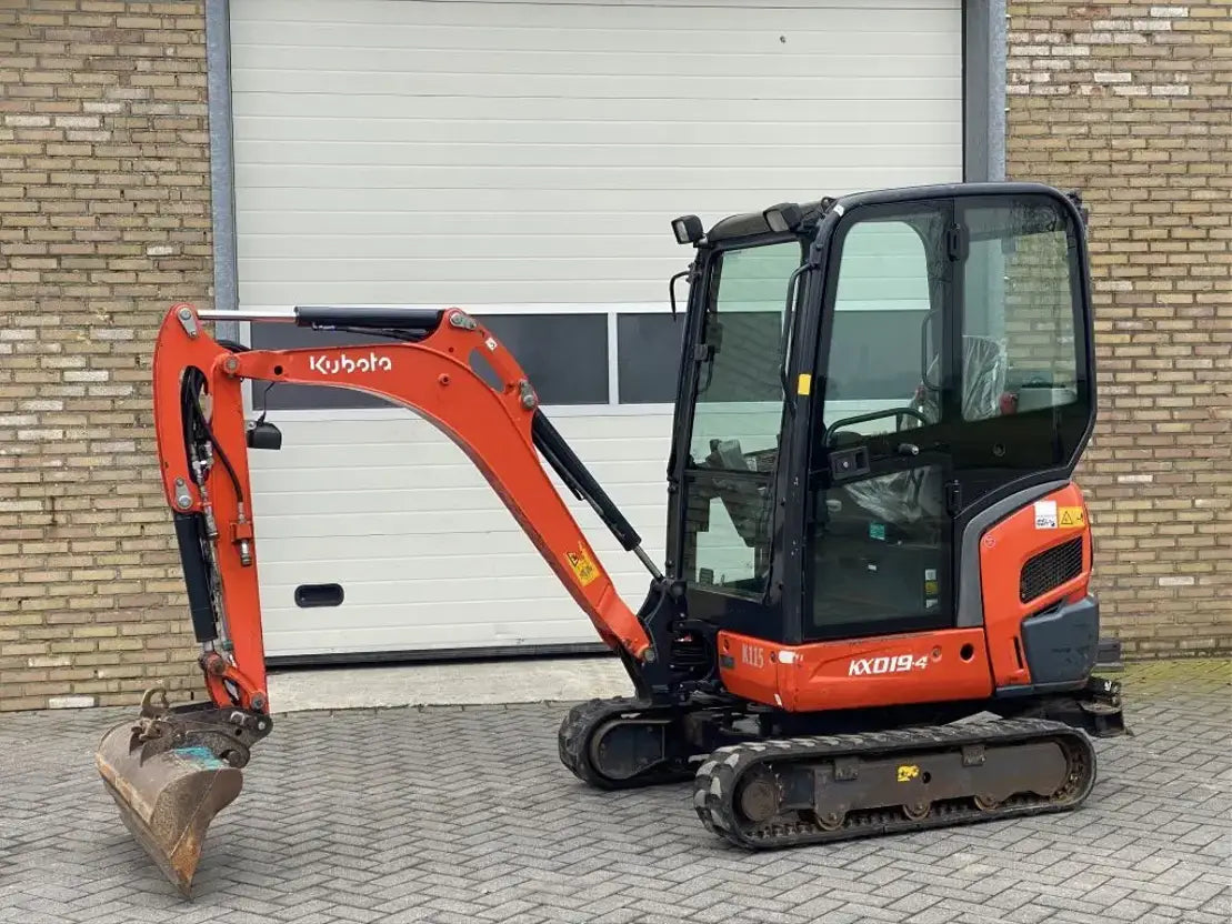 Kubota KX019-4 (2012) – Mini Excavadora 1,8T – 8 386 h – 3 Cucharas – Lista para usar