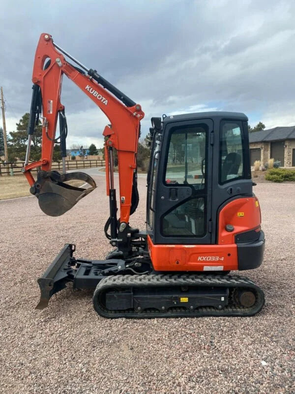 Miniexcavadora Kubota KX033-4R3A de ocasión 3,5 t 2016 cabina clim 3 864 h