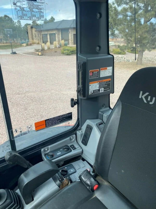 Miniexcavadora Kubota KX033-4R3A de ocasión 3,5 t 2016 cabina clim 3 864 h