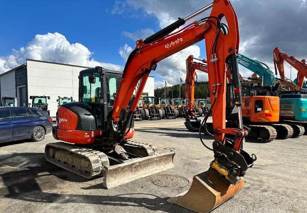 Kubota KX057-4 (2018) – Miniexcavadora 5,6 Toneladas – 5 600 h – Totalmente revisada con 3 cucharones