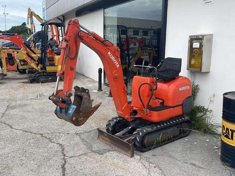 Miniexcavadora de ocasión Kubota KX08 8 t 1994 2 700 h 3 cucharones