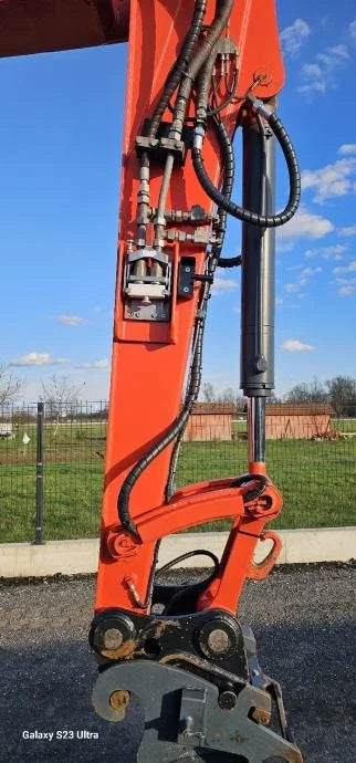 Miniexcavadora de ocasión Kubota KX080-3 8,2 t 2012 cabina aire acondicionado 3 300 h