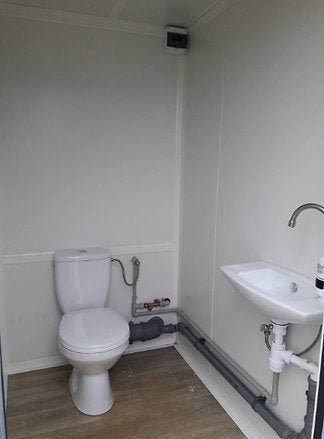 Módulo Sanitario 1 × WC – 130 × 176 × 224 cm
