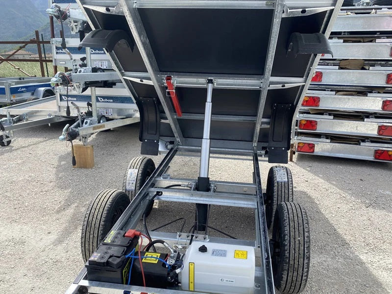 Remolque volquete hidráulico Debon PW 1.2 LUX, 306 × 155 cm, 2.000 kg MMA