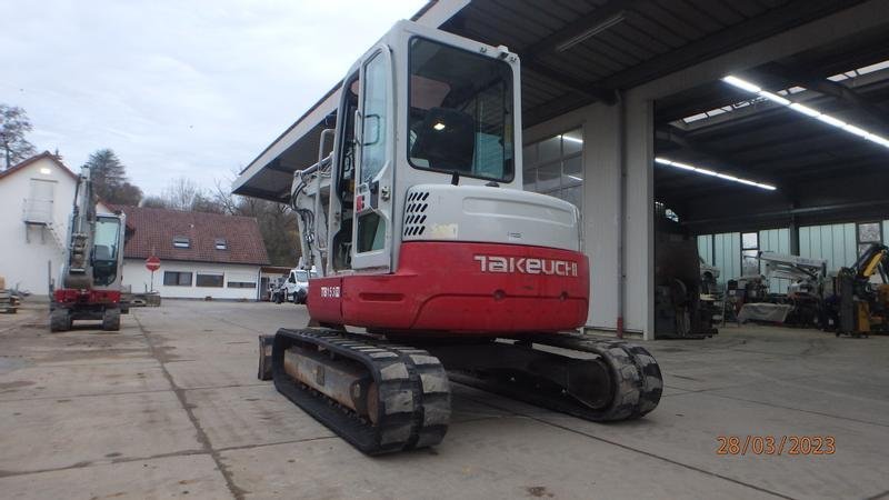 Takeuchi de ocasión 153 FR (2008) – Mini excavadora 5,6T – 5225 h – 3 cucharas