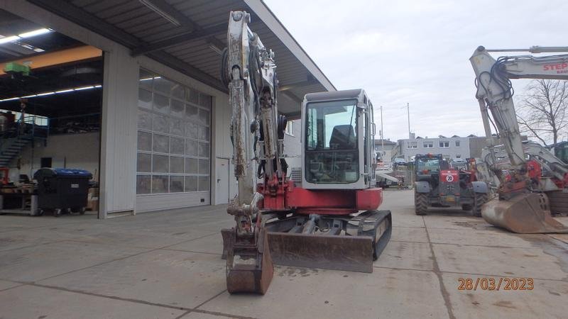 Takeuchi de ocasión 153 FR (2008) – Mini excavadora 5,6T – 5225 h – 3 cucharas