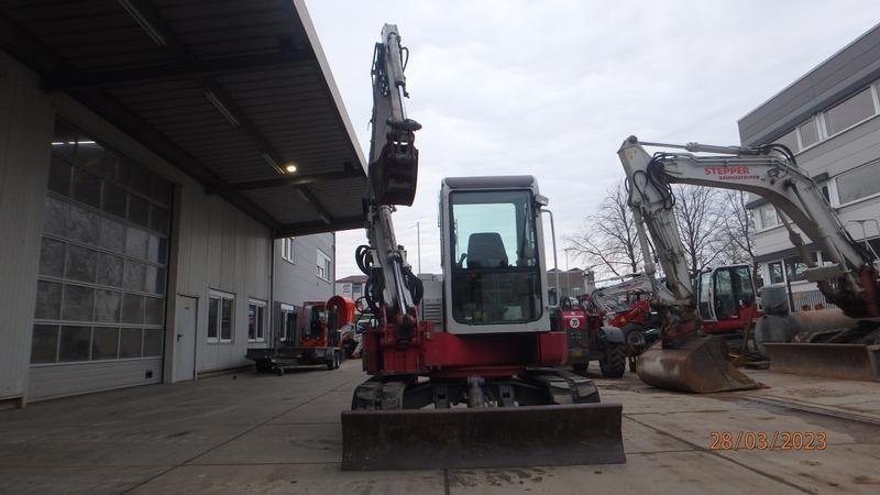 Takeuchi de ocasión 153 FR (2008) – Mini excavadora 5,6T – 5225 h – 3 cucharas