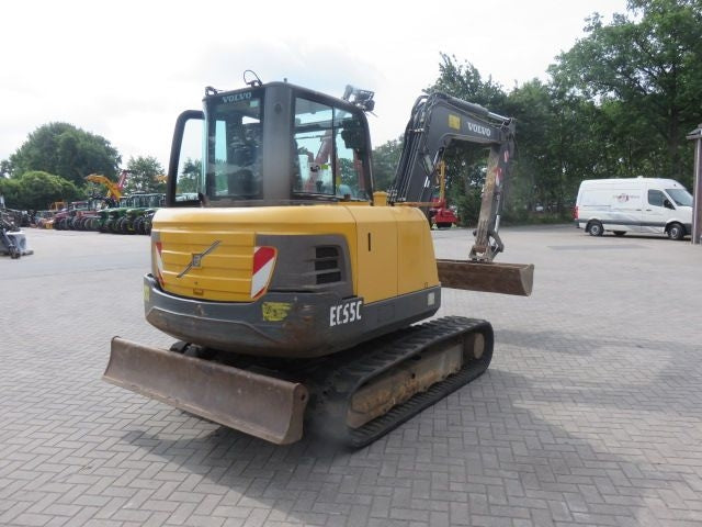 Miniexcavadora de ocasión Volvo EC55 5,7 t 2011 cabina Ko 36,2 kW