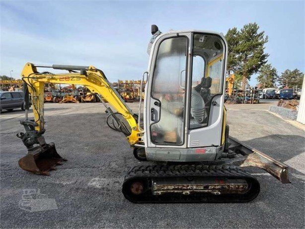 Wacker Neuson de ocasión 28Z3 RD (2011) – Mini excavadora 2,58T – Revisada – 3 cucharas