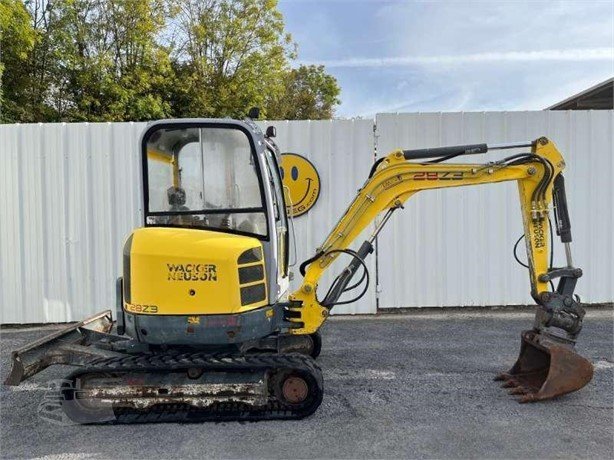 Wacker Neuson de ocasión 28Z3 RD (2011) – Mini excavadora 2,58T – Revisada – 3 cucharas