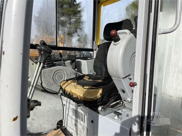 Wacker Neuson de ocasión 28Z3 RD (2011) – Mini excavadora 2,58T – Revisada – 3 cucharas