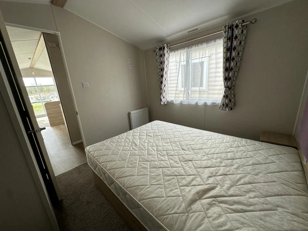 Willerby Linwood C1568