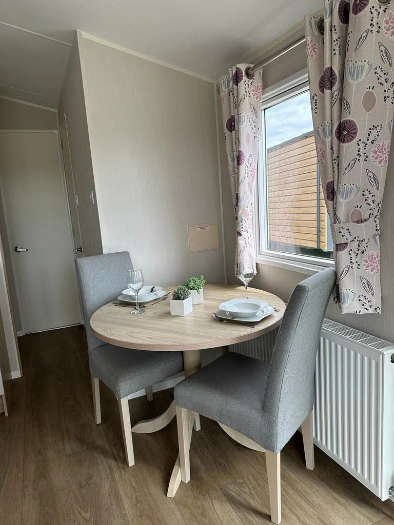 Willerby Linwood C1568