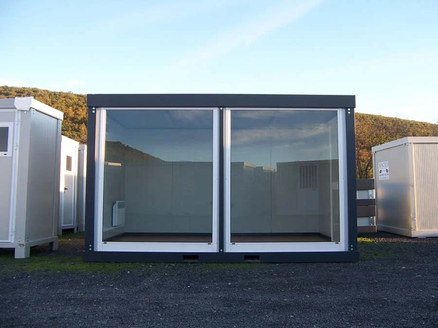 Contenedor Helsinki de 4,8 × 3,5 m para oficina, taller o sala de reuniones