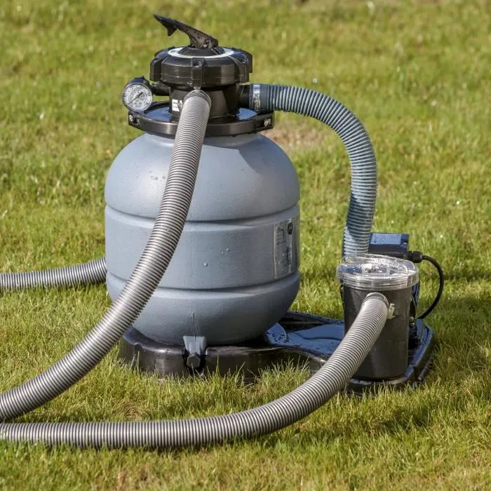 GRE - Kit de piscina redonda elevada de acero blanco de Ø480 x 132 cm (incluye filtro de arena y escalera)