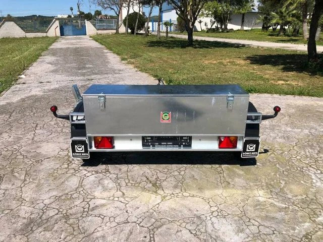 Remolque Portamotos Transversal Destacado Especial para Autocaravanas