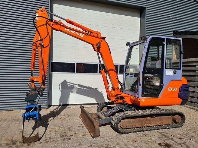 Miniexcavadora Hitachi Ex30 – ocasión