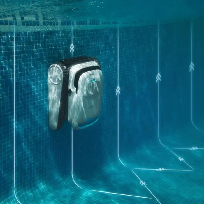 Limpiador robótico de piscinas Cecotec Conga Pooldroid 5000 TotalClean Pearl: limpia el fondo, las paredes y la línea de flotación.