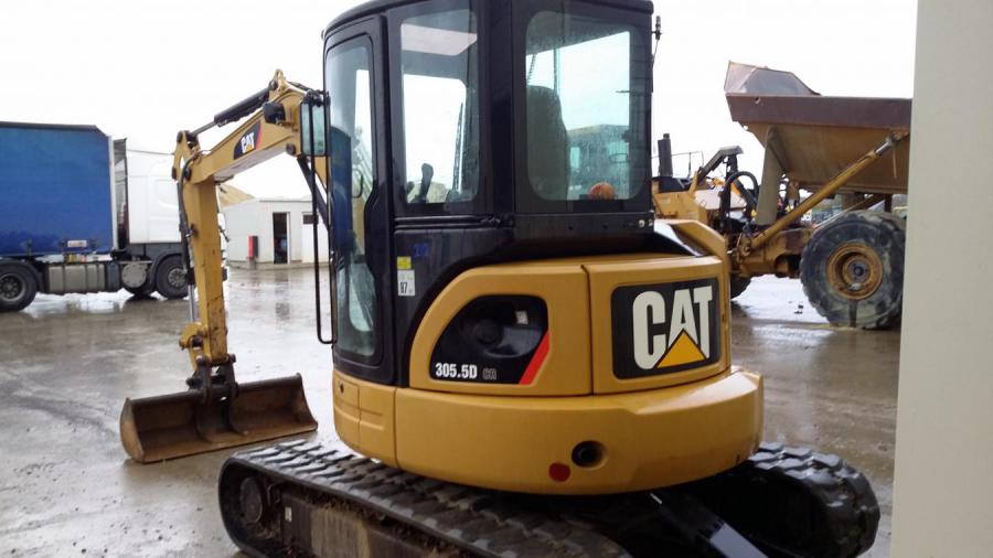 Miniexcavadora Caterpillar 305.5D – ocasión